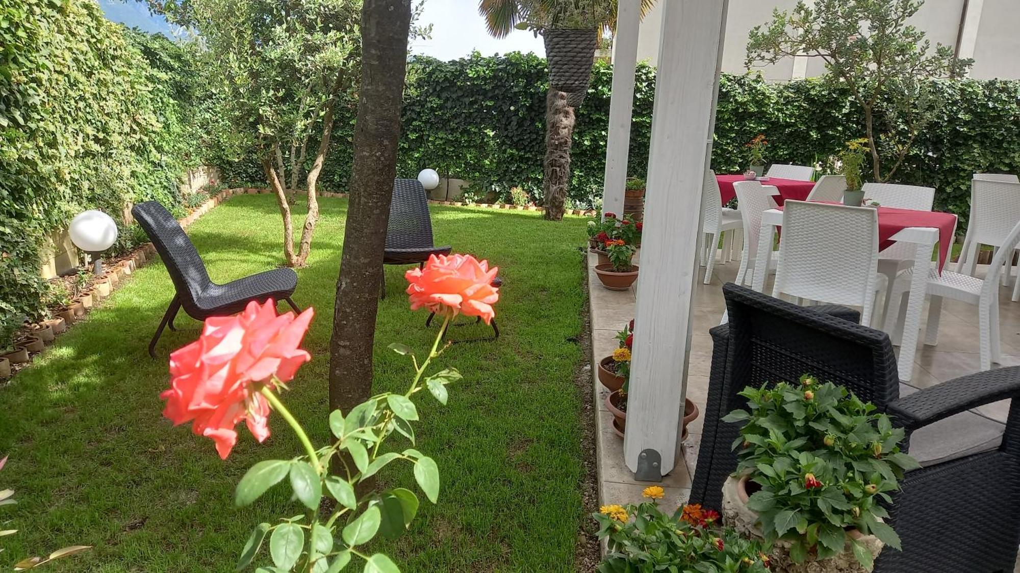 B&B Tenuta Bianca Oliveto Citra Eksteriør billede